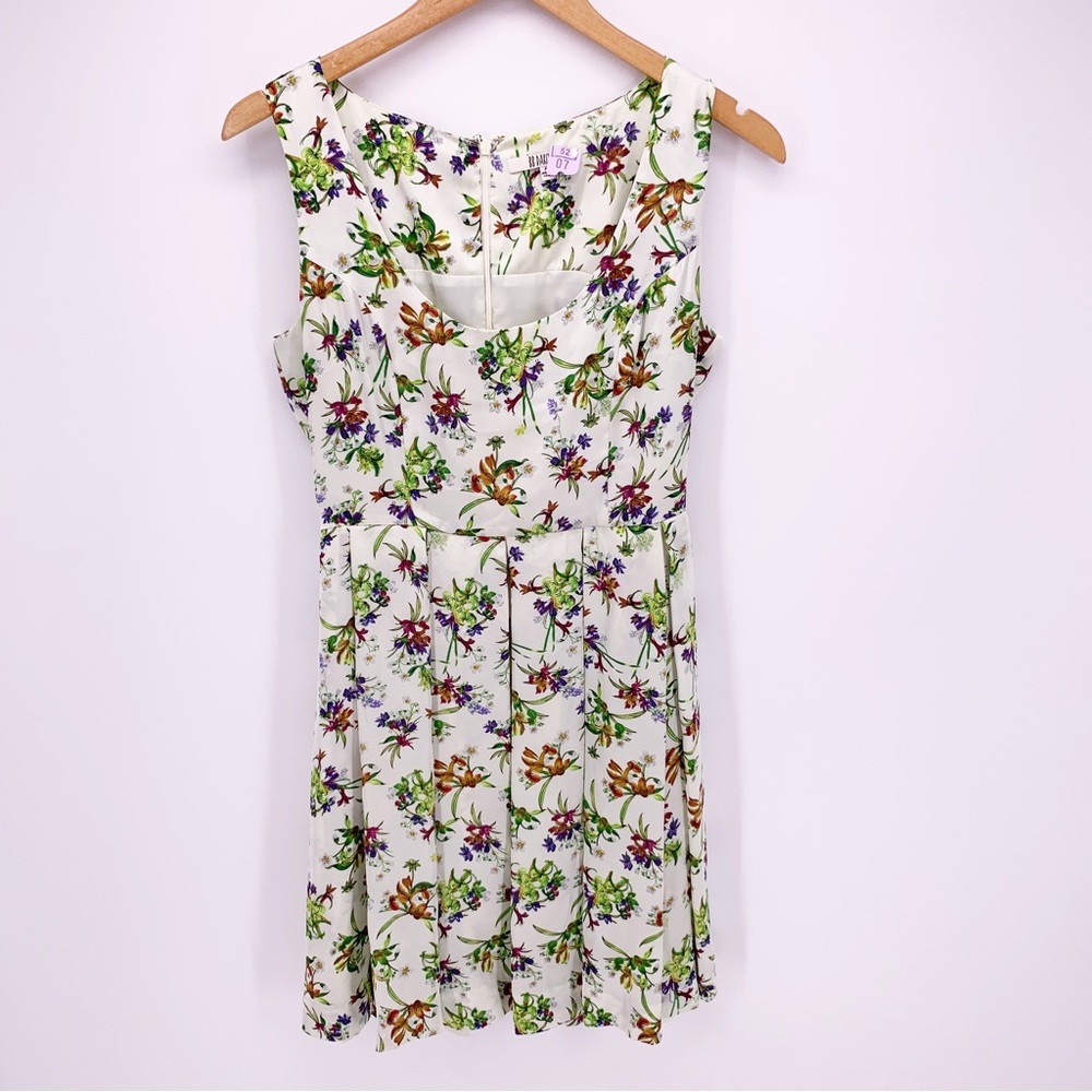 BB Dakota Women's 4 Cream Floral Fit & Flare Dress D4